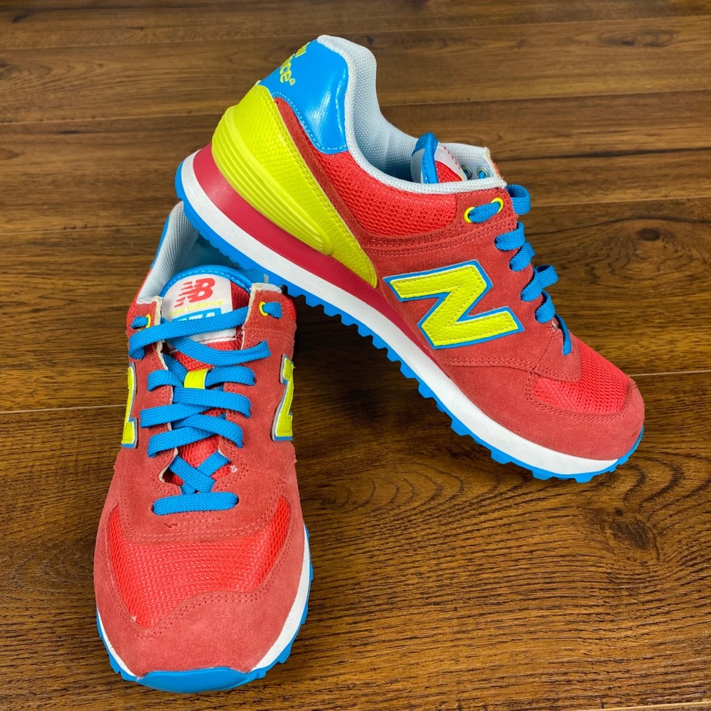 New Balance 574 Womens 8.5 Red Blue Yellow Retro Sneakers WL574BFW Carnival Pack